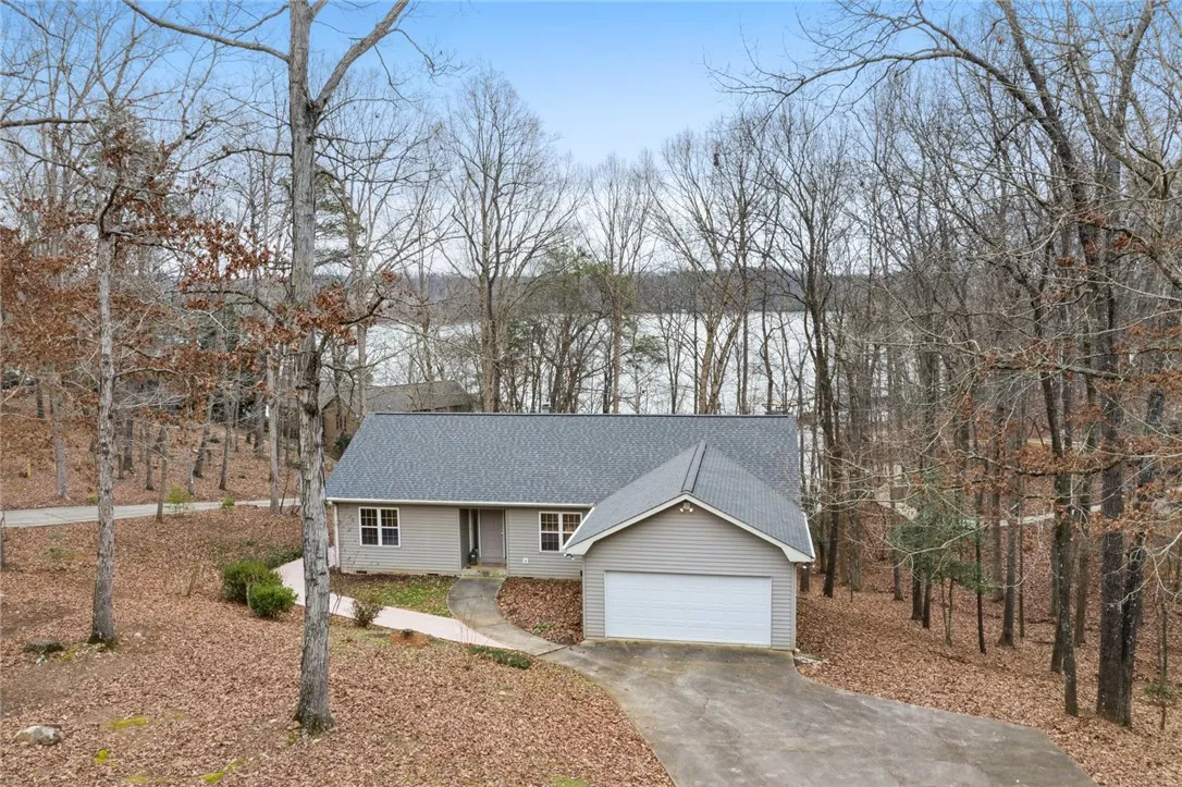 Property image 1 at 114 Laurel Lane, Townville, SC 29689