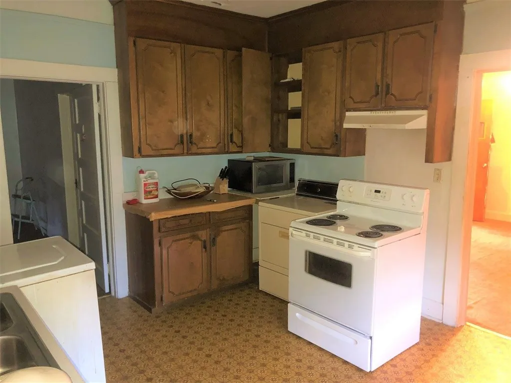 Property image 5 at 128 Rice Street, Belton, SC 29627
