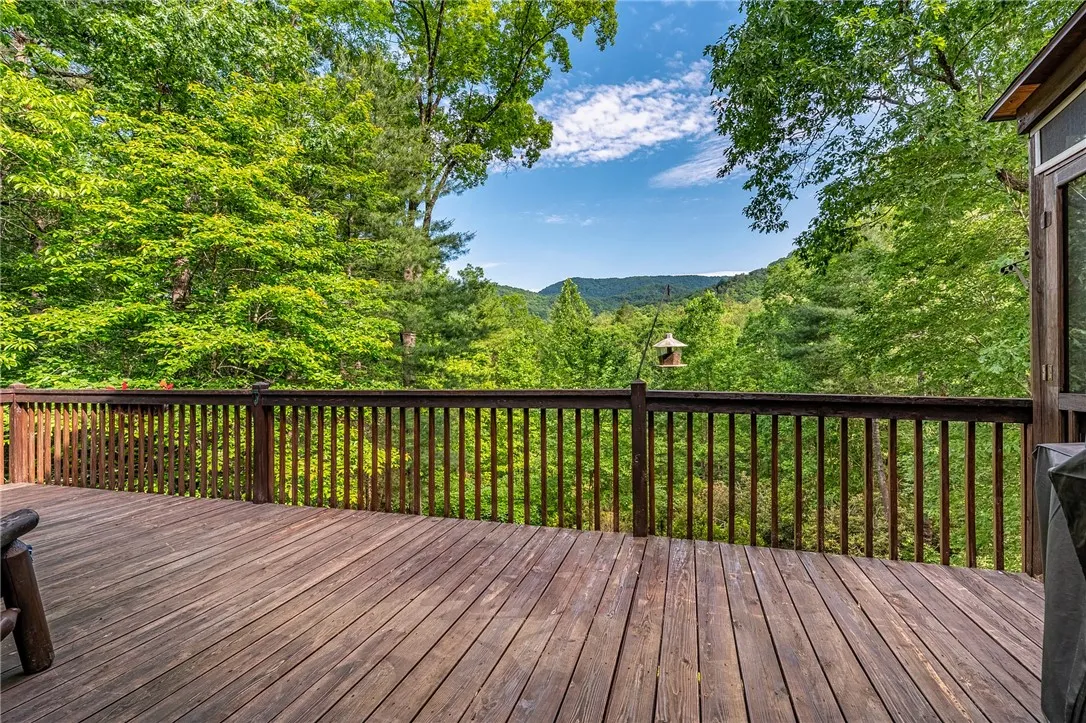 Property image 3 at 209 Falcon Crest Way, Pickens, SC 29671
