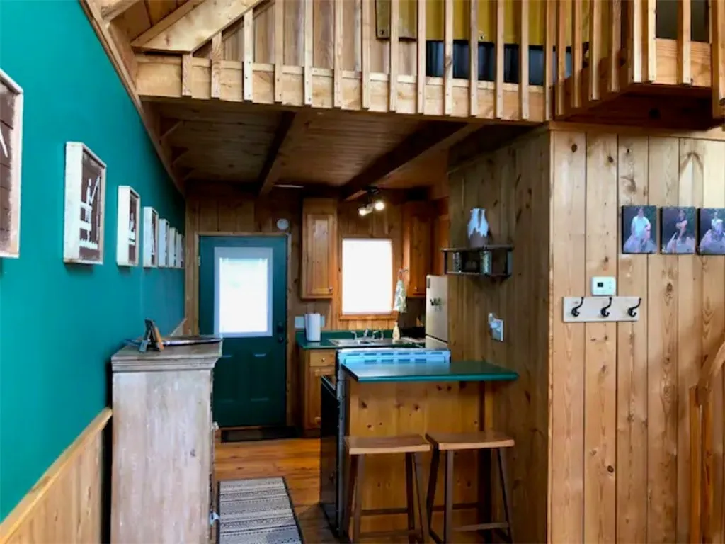 Property image 4 at 3 Kitty Hawk Lane, Six Mile, SC 29682