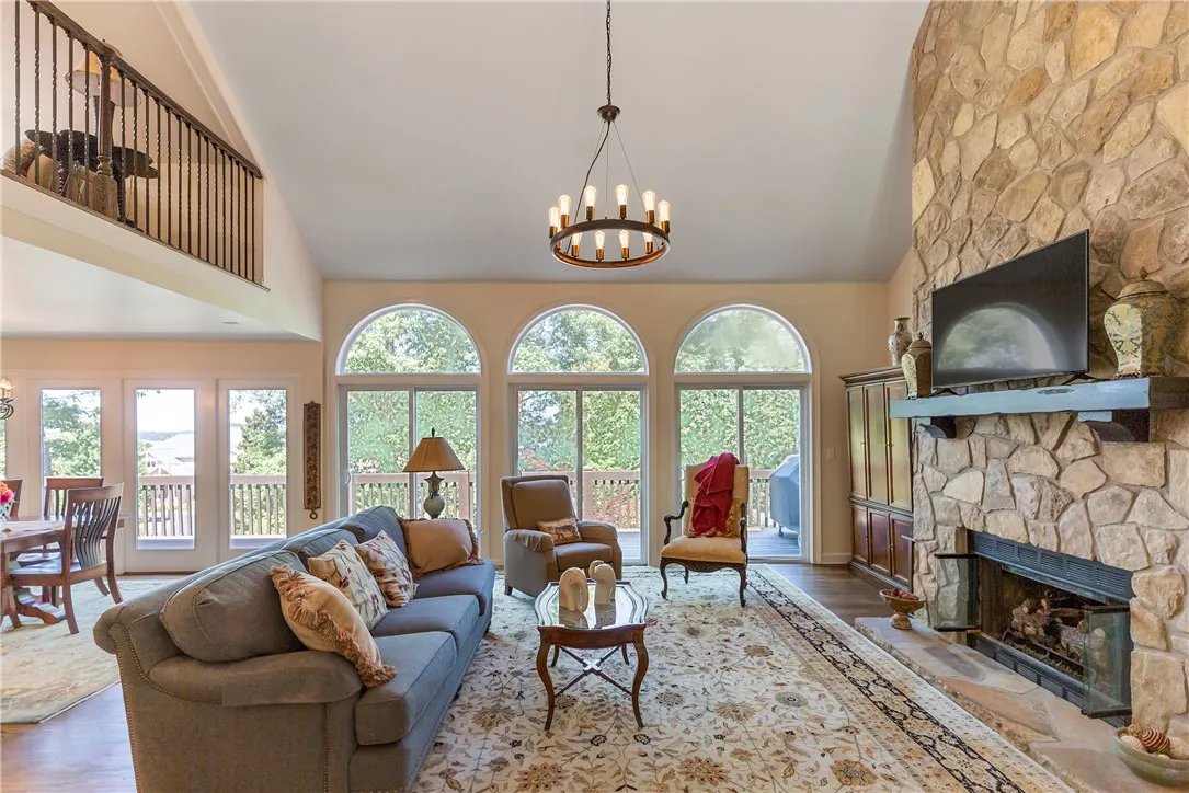 Property image 5 at 300 Wynswept Point, Seneca, SC 29672