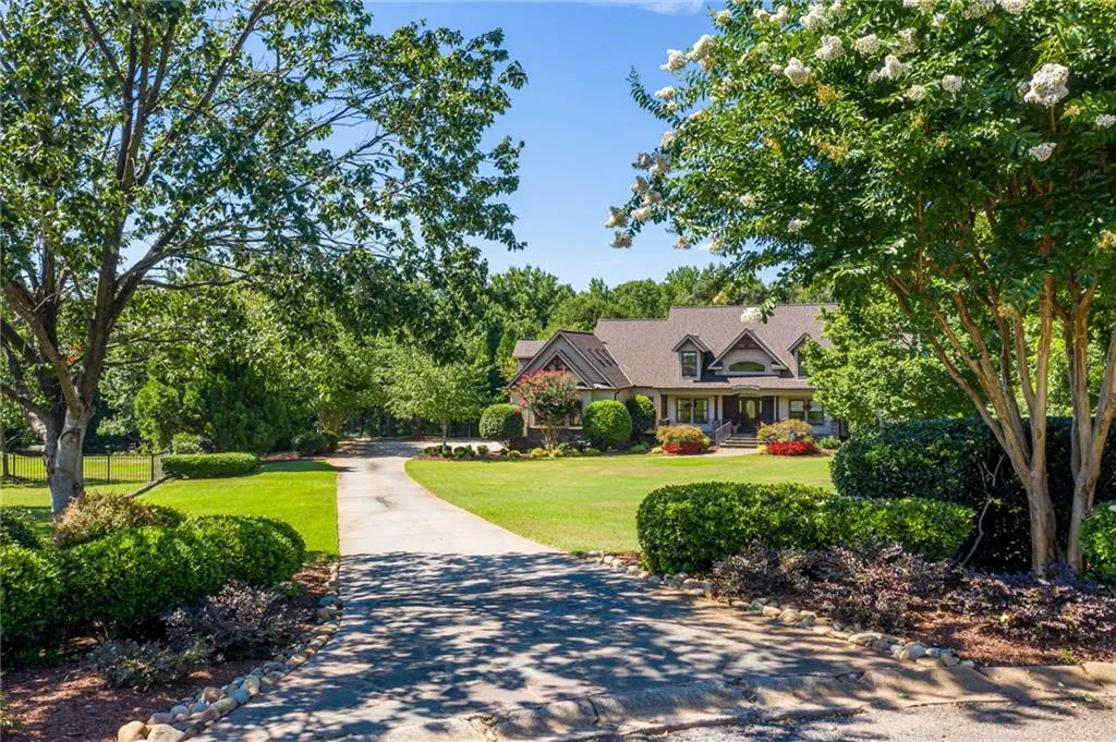 Property image 1 at 109 Milwee Court, Williamston, SC 29697