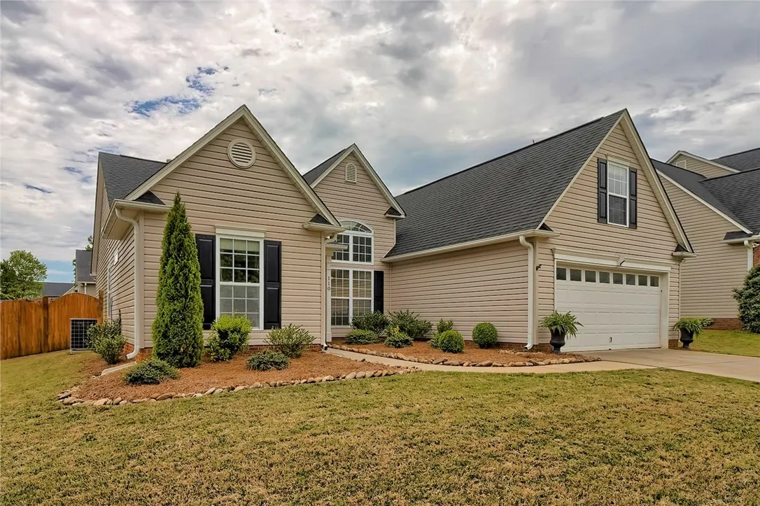 Property image 1 at 110 Hickory Run Drive, Easley, SC 29642