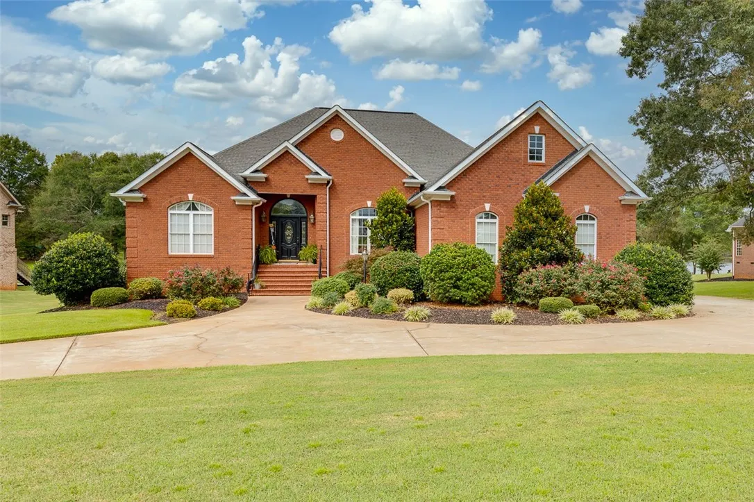 212 Waterfront Drive