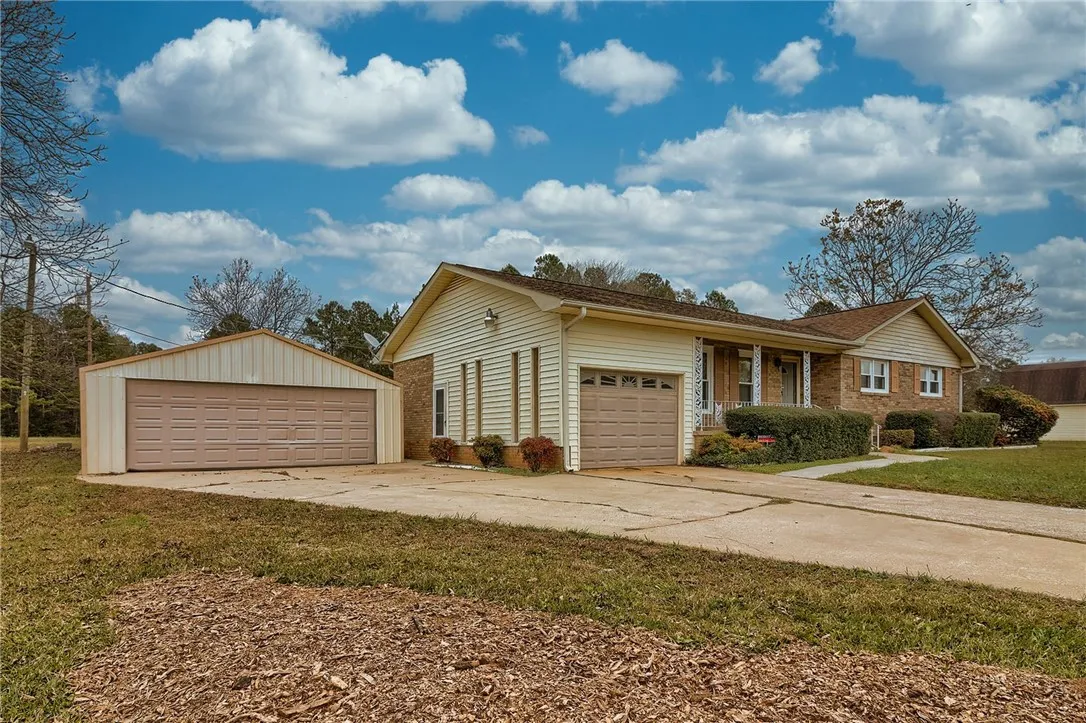 Property image 3 at 113 Chestnut Drive, Belton, SC 29627