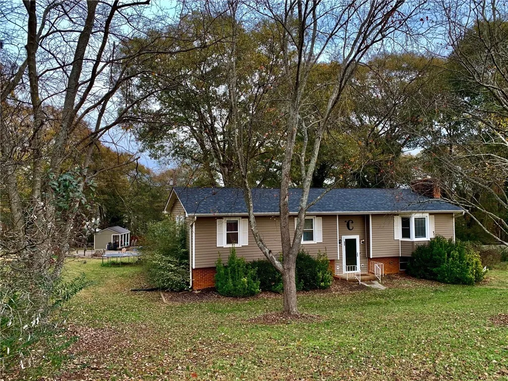 407 Jasmin Drive