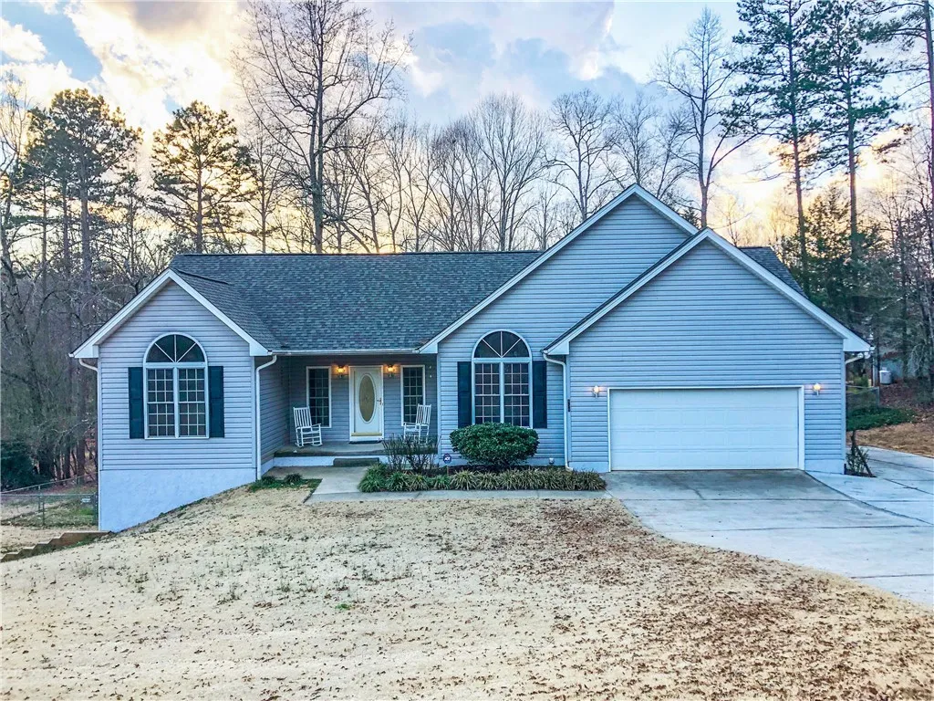 438 Dickard Road
