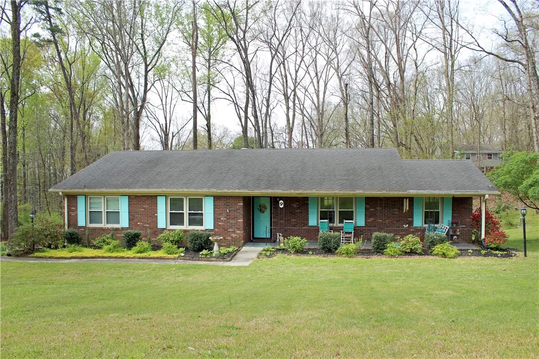 9 Ridgeline Drive