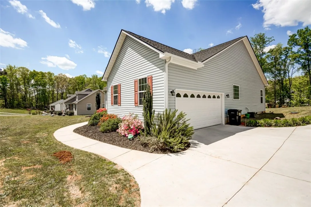 Property image 3 at 1438 Honey Creek Road, Anderson, SC 29621
