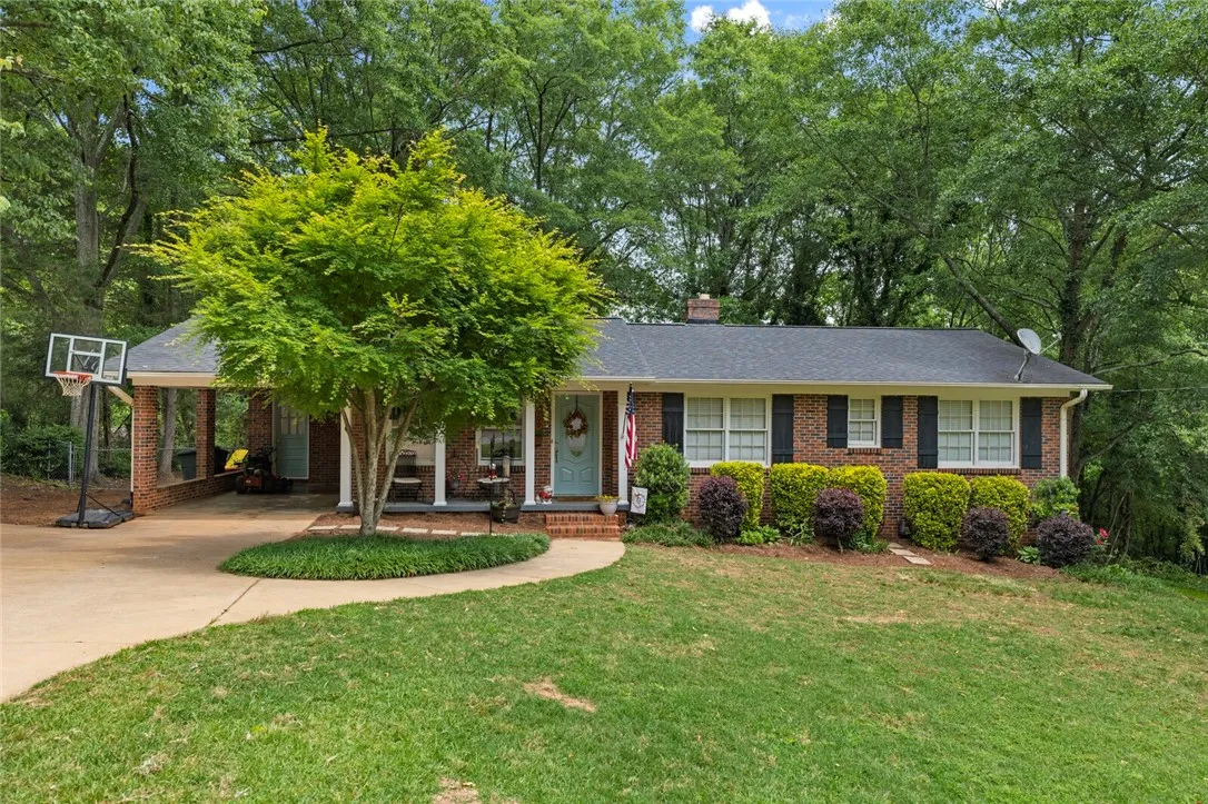 Property image 3 at 100 Willow creek Circle, Seneca, SC 29678