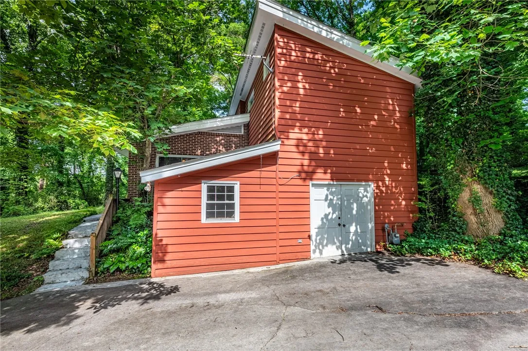 Property image 3 at 404 Rock Creek Road, Clemson, SC 29631