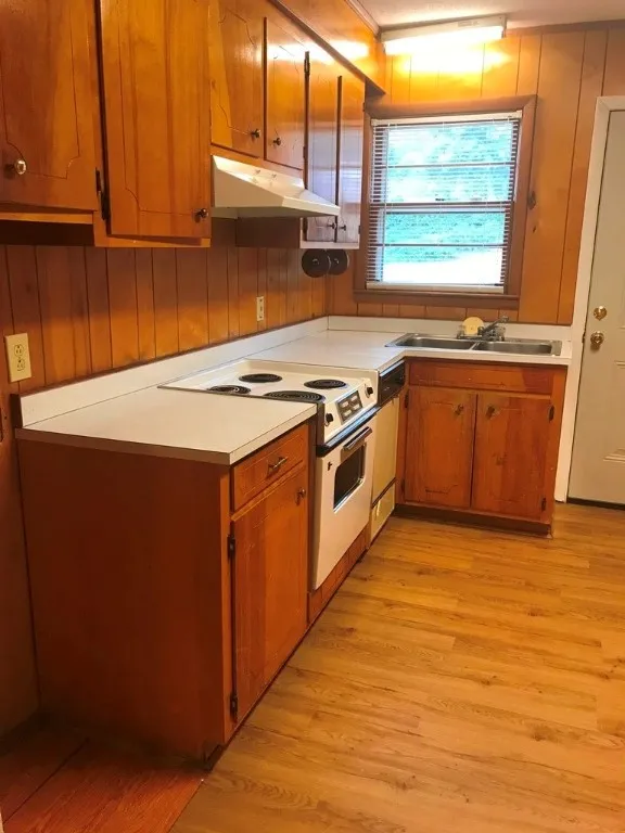 Property image 4 at 334 Pelham Creek Drive, Seneca, SC 29678