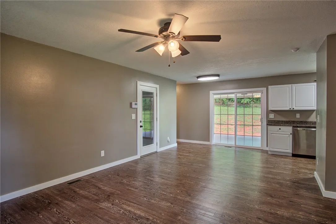 Property image 4 at 821 Robinhood Drive, Walhalla, SC 29691