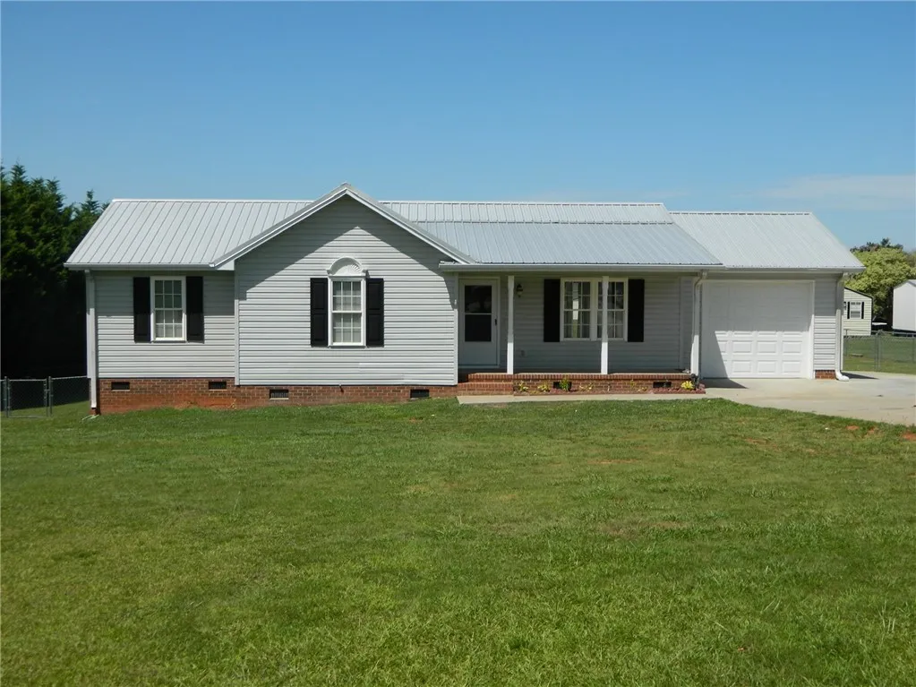 201 Sweetgum Circle