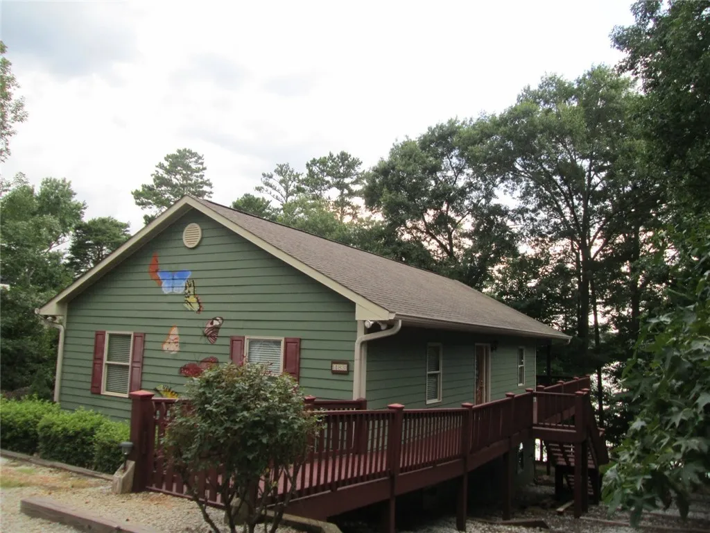 483 Collins Road