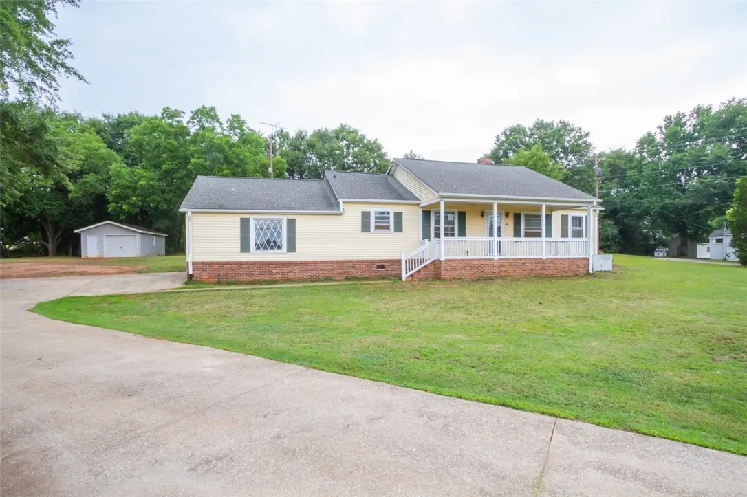 2440 Whitehall Road