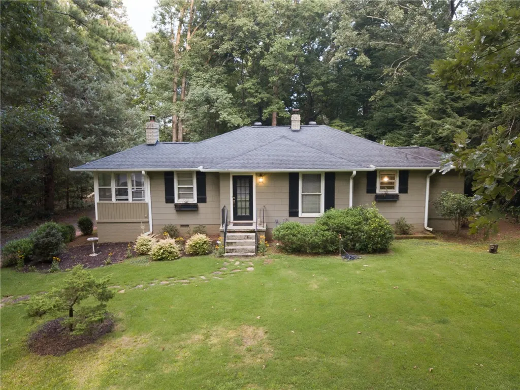 208 Highland Drive