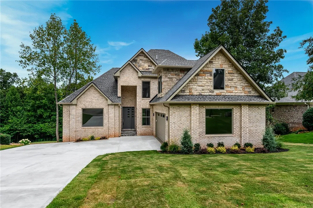 137 Turnberry Road