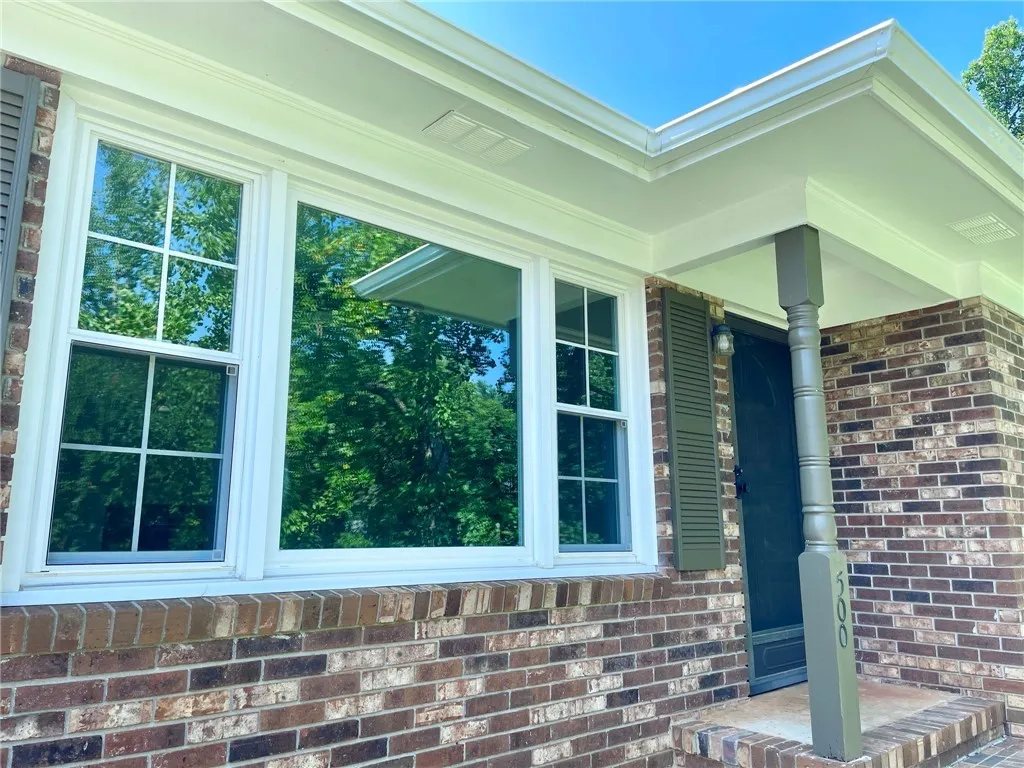 Property image 2 at 500 Sherwood Drive, Seneca, SC 29678
