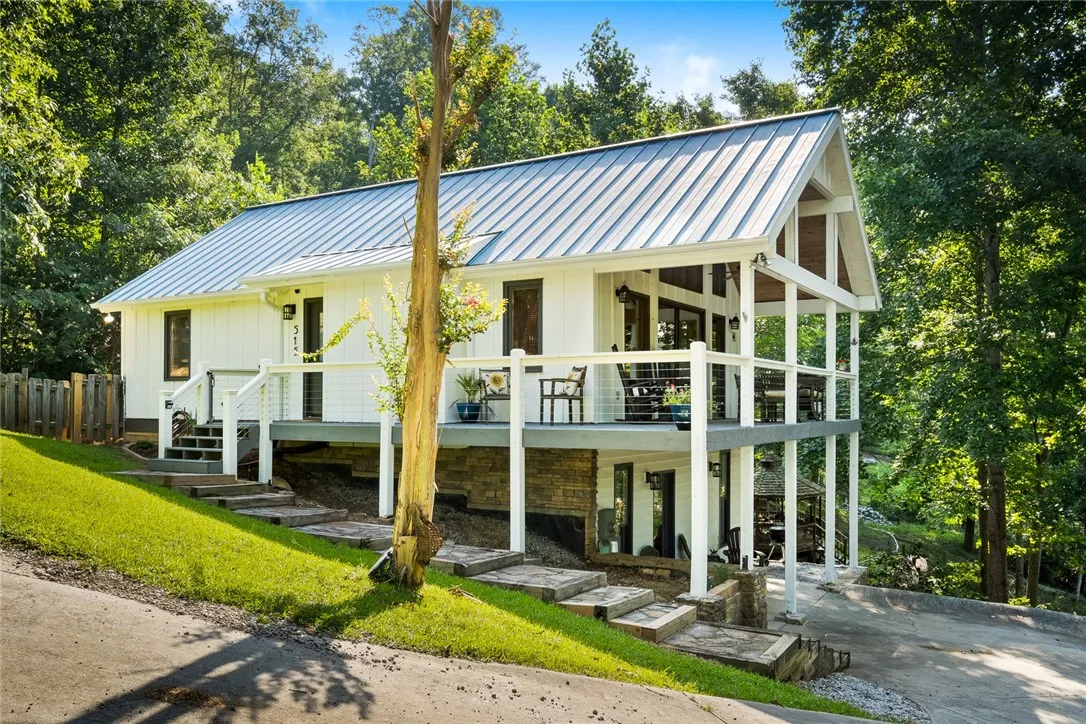 515 inlet Drive