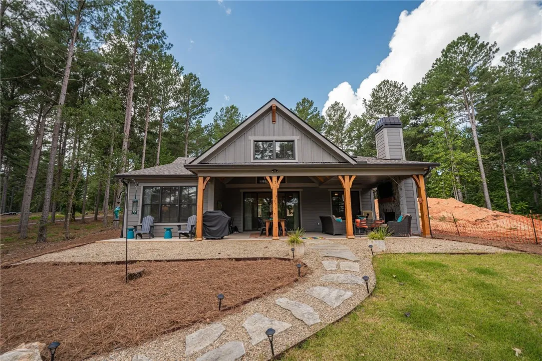 Property image 2 at 374 Hideaway Cove Drive, Seneca, SC 29672