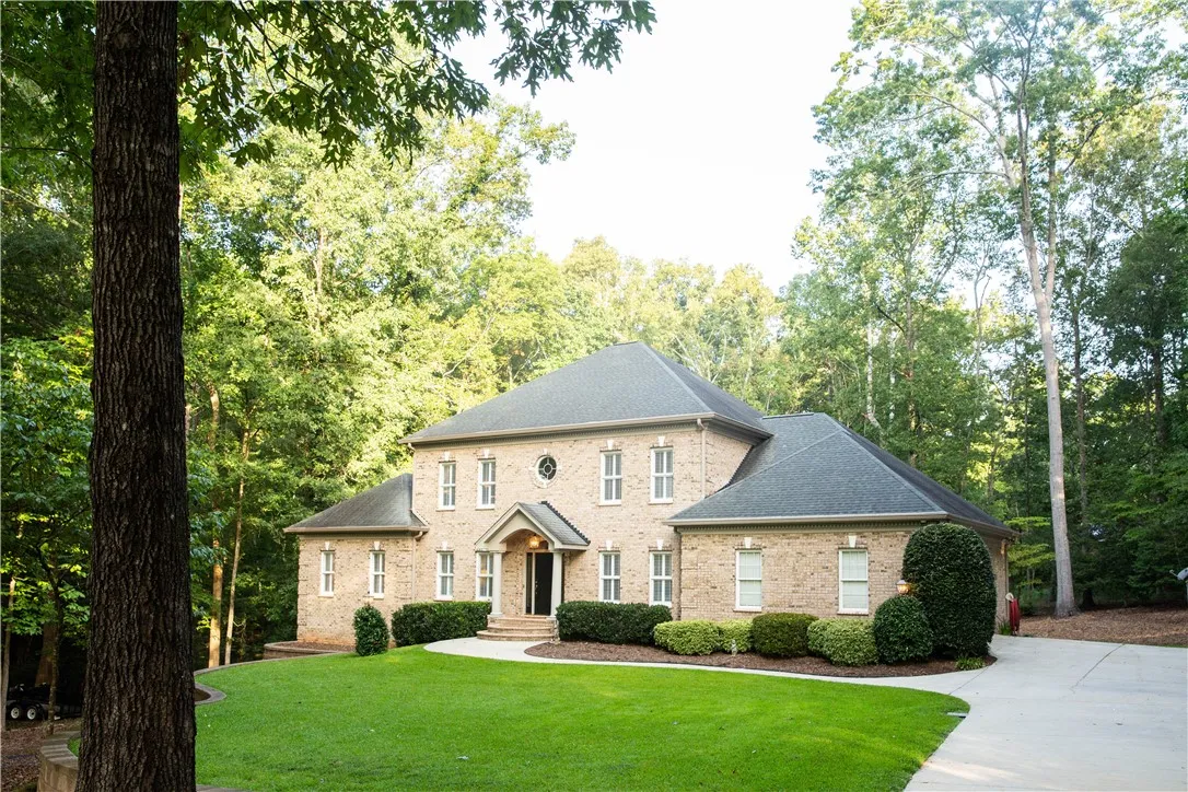 1237 Stillwater Drive
