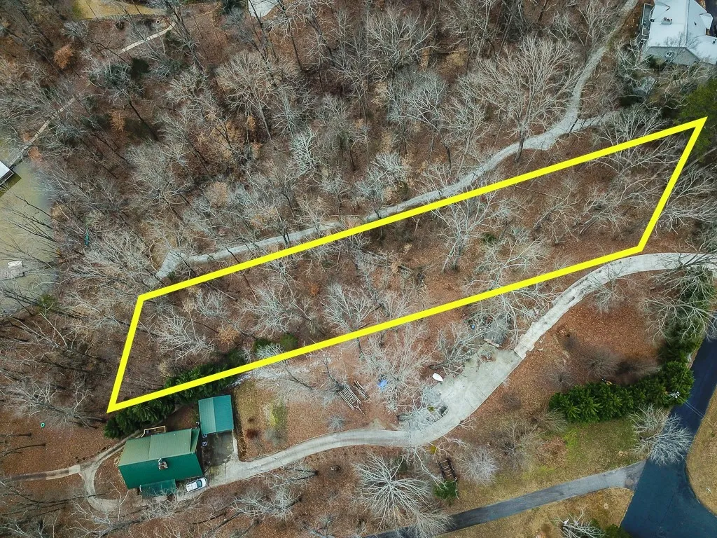 Property image 3 at 00 Pointe Wildwood Drive, Seneca, SC 29678