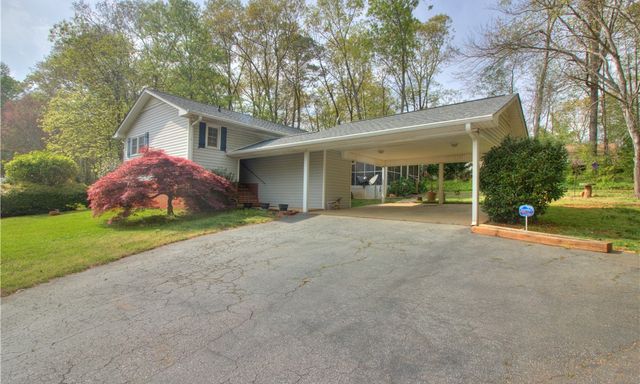 405 Hartwell Drive