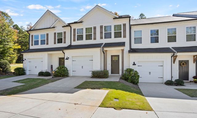 5 Grey Oak Trail