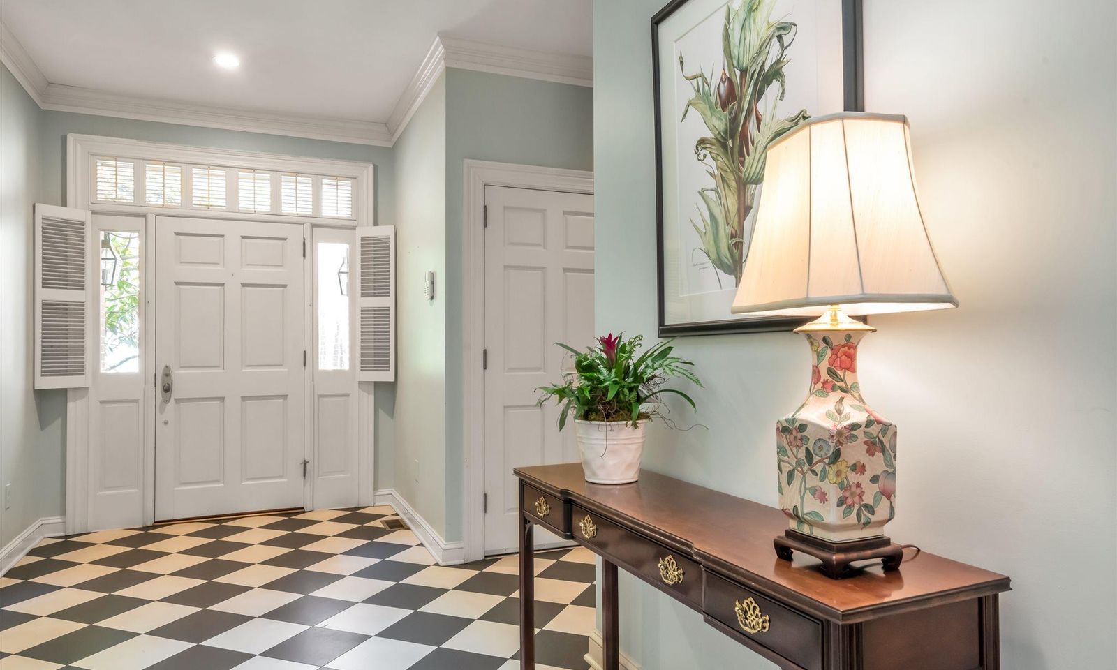 Property image 3 at 8 Landsdown Avenue, Greenville, SC 29601