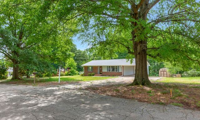 610 Ashwood Drive