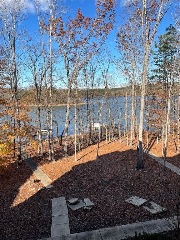 Property image 5 at 231 Kings Pointe Drive, Seneca, SC 29678