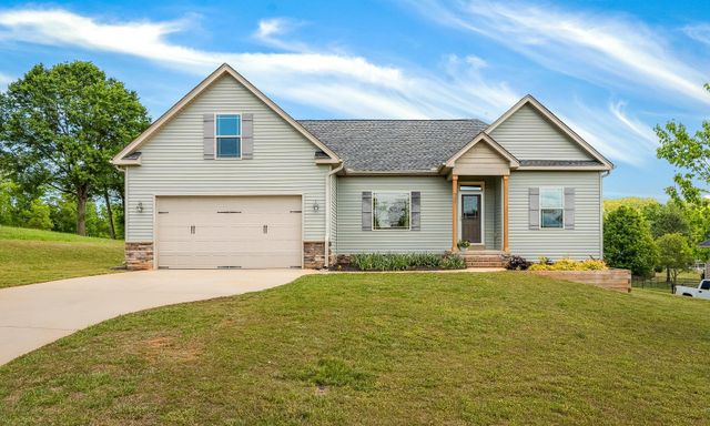 927 Echo Ridge Drive