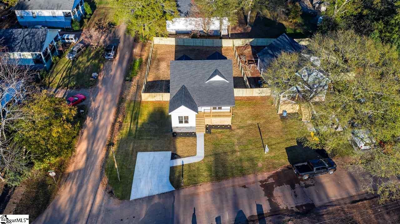 Property image 2 at 111 Chestnut Street, Greenville, SC 29605