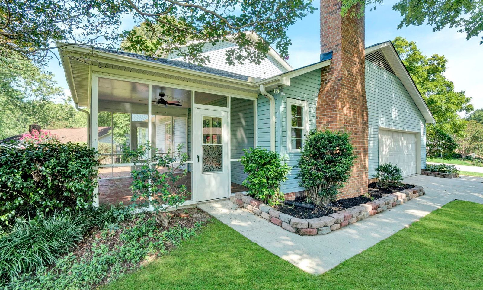 Property image 2 at 215 Bloomfield Lane, Greer, SC 29650