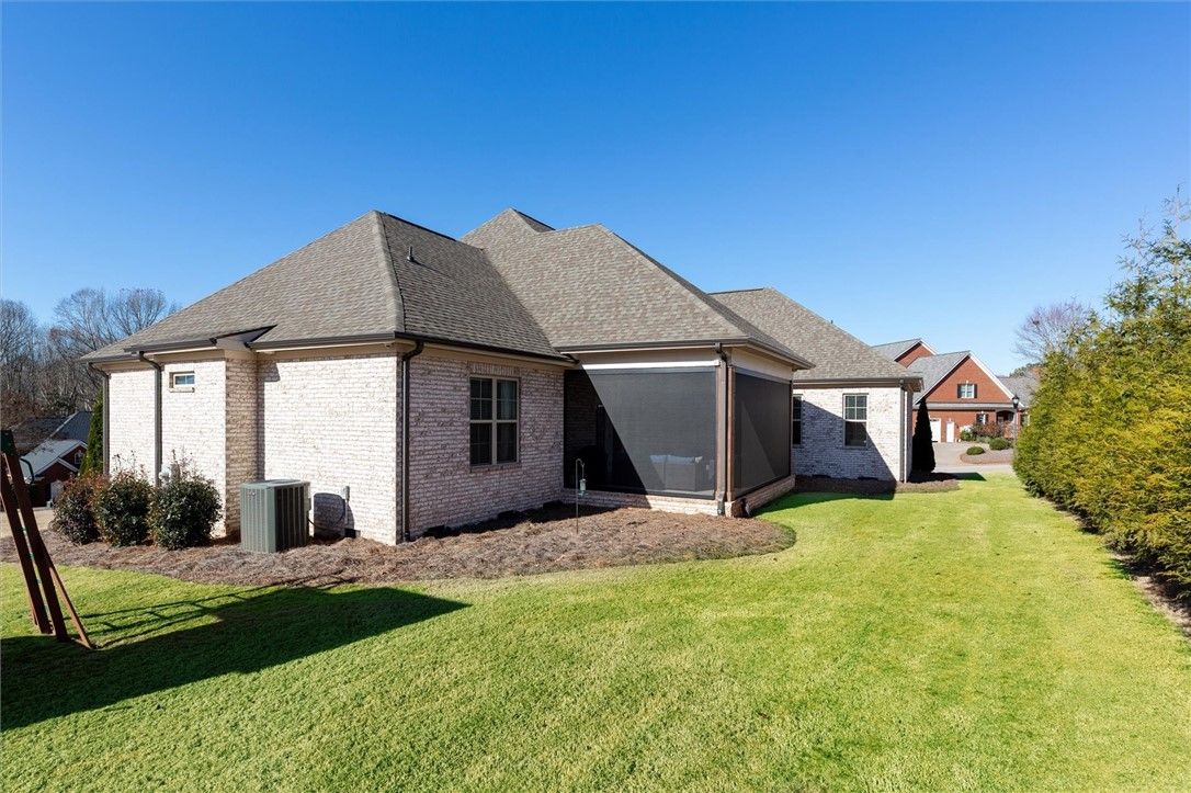 Property image 4 at 102 Hunt Cliff Court, Easley, SC 29642