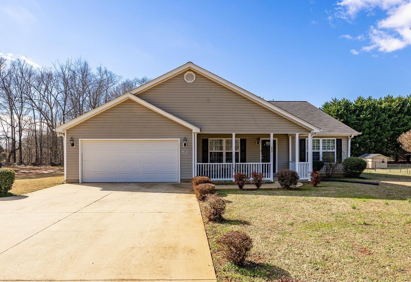 Property image 2 at 600 E VICTOR HILL Road, Duncan, SC 29334