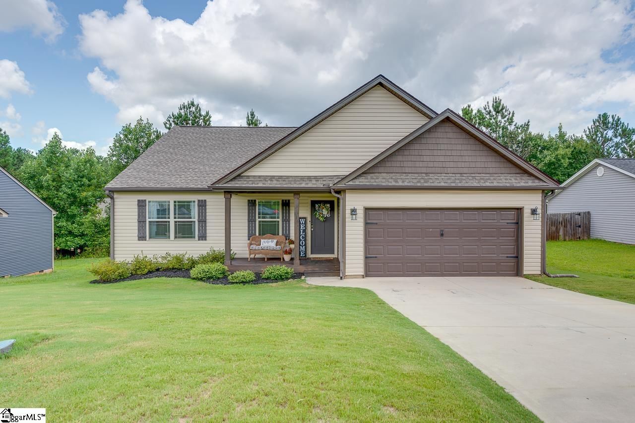 Main image of property at 116 Rose Lane, Liberty, SC 29657