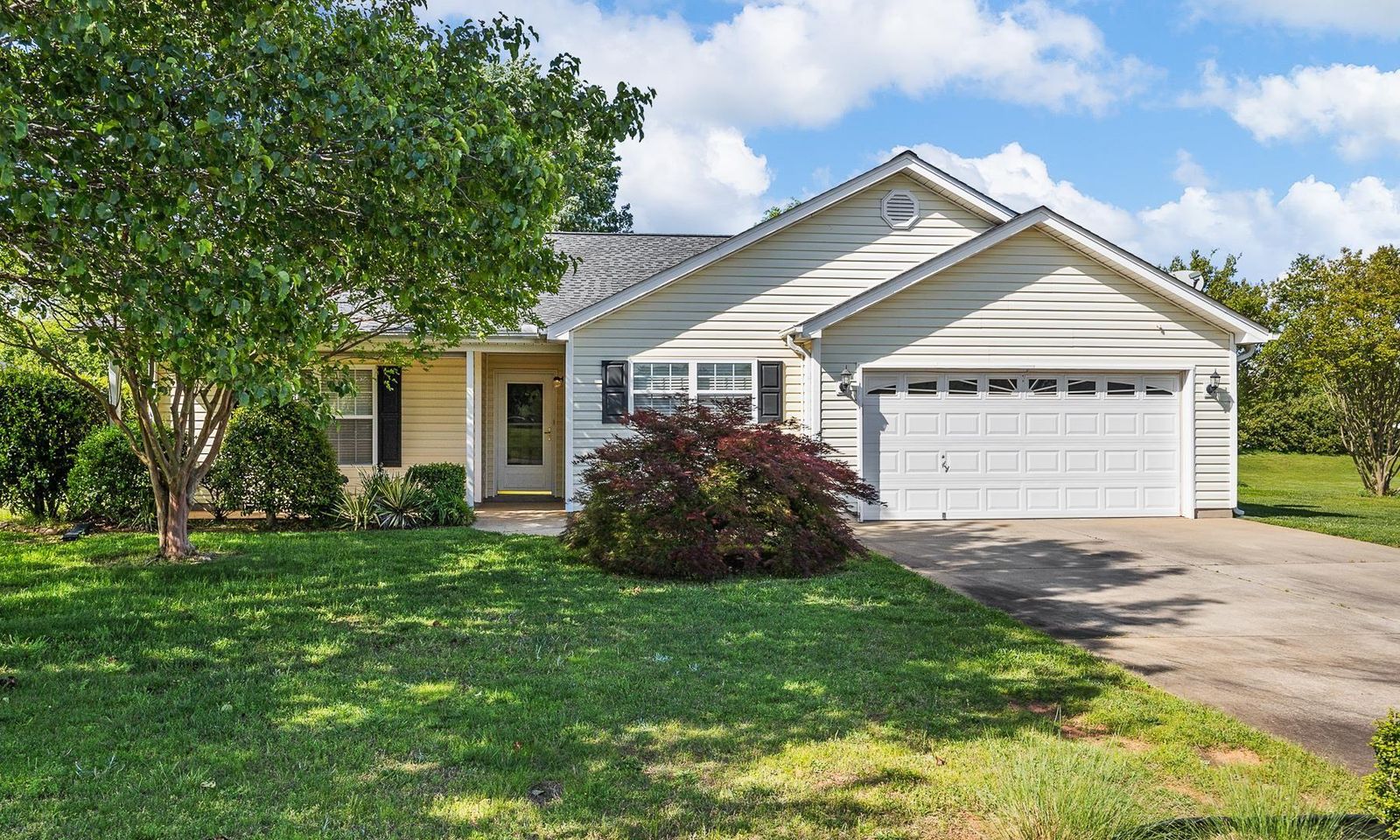 Property image 2 at 307 Shadowfield Acre Drive, Duncan, SC 29334