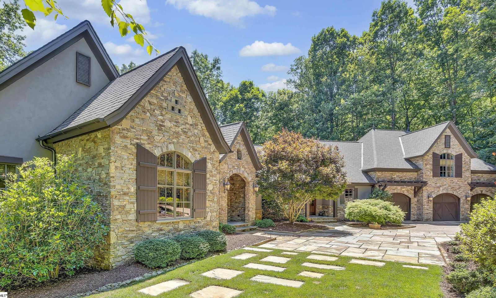 Property image 2 at 15 Lookout Ridge Drive, Travelers Rest, SC 29690