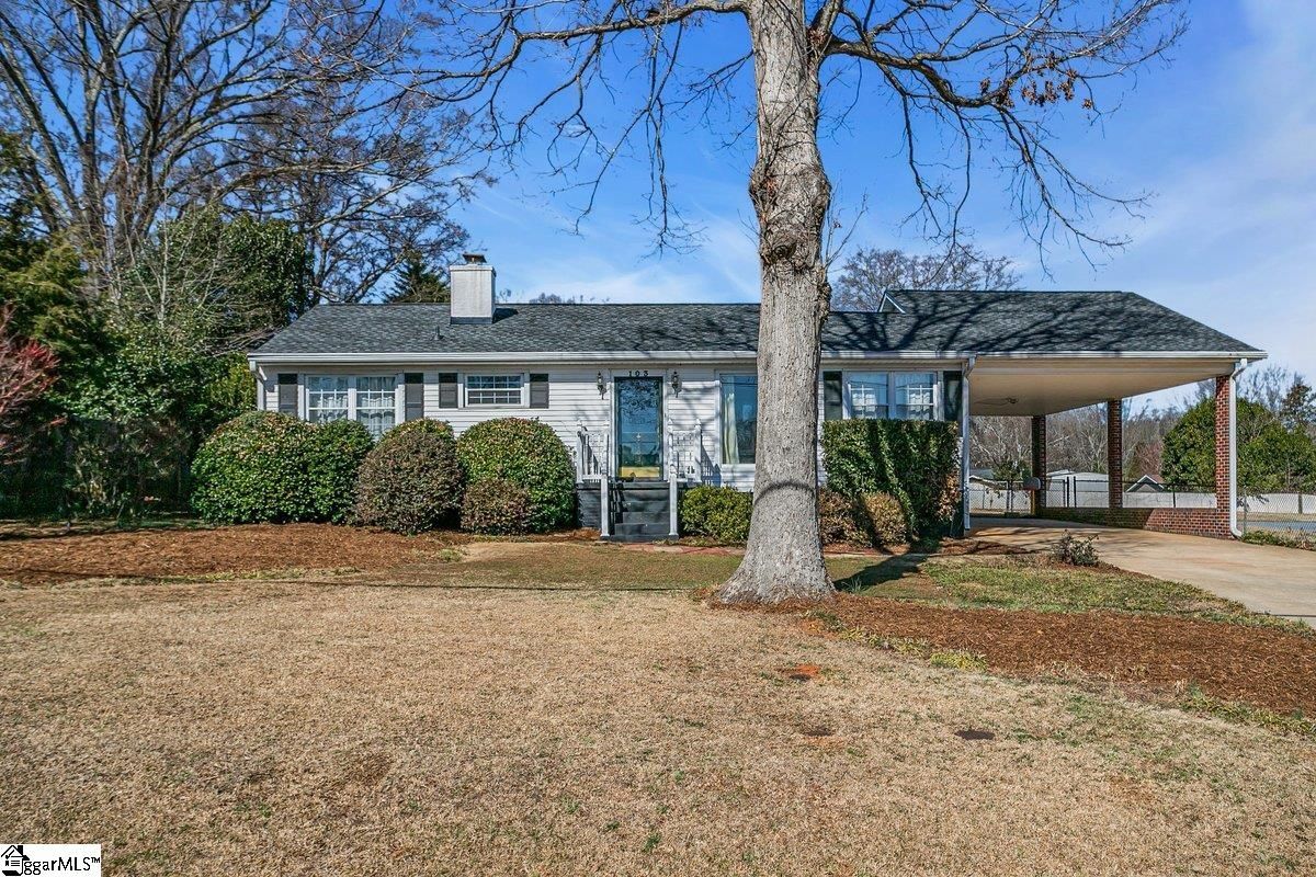 Property image 2 at 103 Morgan Circle, Simpsonville, SC 29681