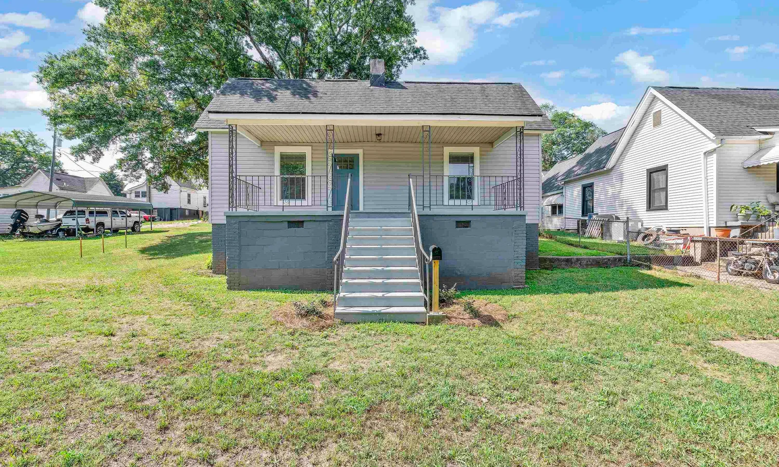 Dunean, Greenville Community