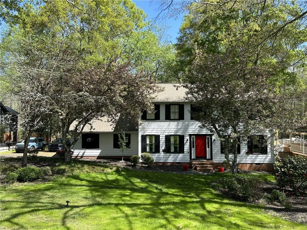 Camelot, Clemson Community