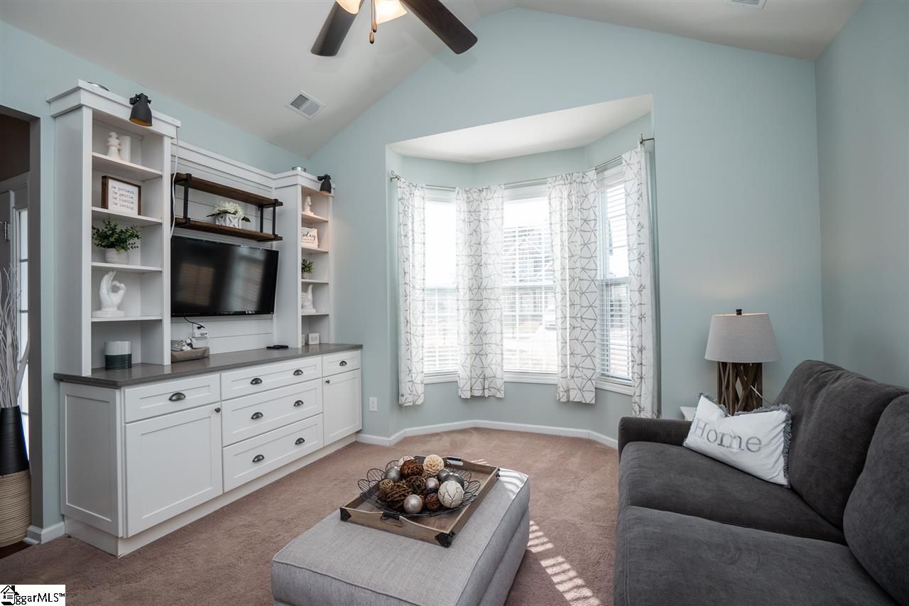 Property image 4 at 132 Berwick Court, Easley, SC 29642