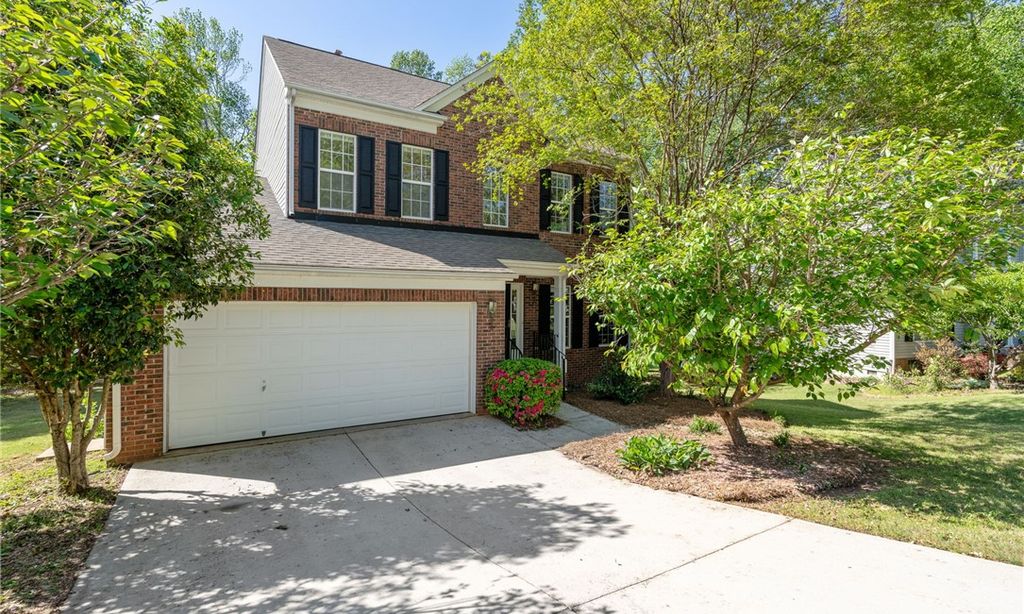 513 Scarlet Oak Drive