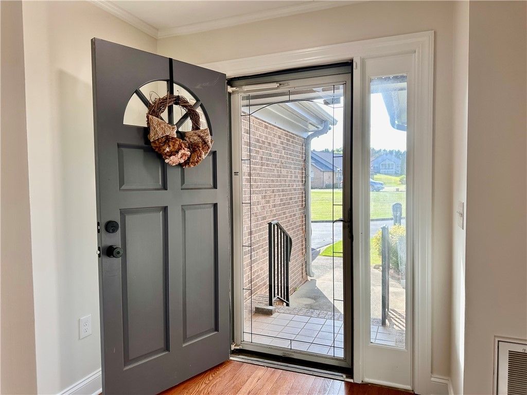 Property image 2 at 1203 Cobbs Glen Drive, Anderson, SC 29621