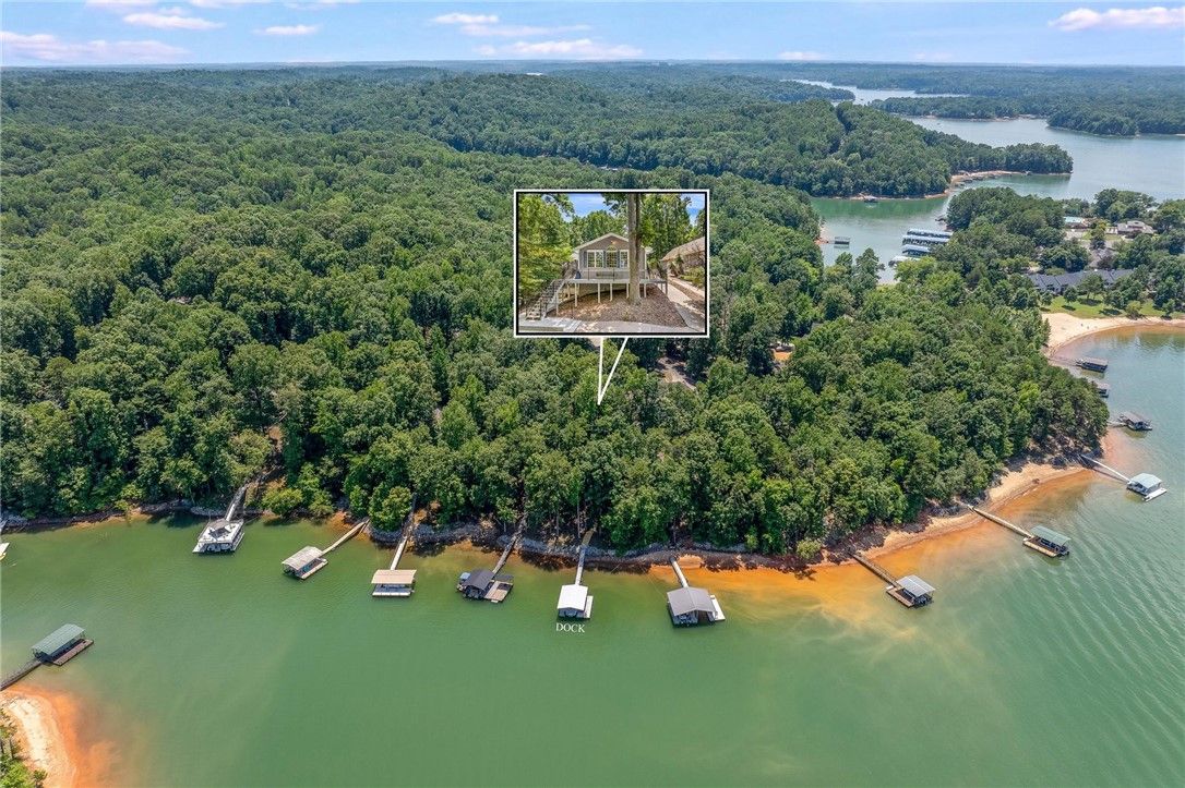 Main image of property at 112 Tulip Lane, Westminster, SC 29693