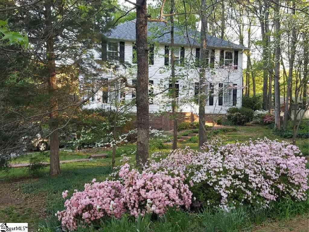 Property image 1 at 212 Oakwood Court, Greenville, SC 29607
