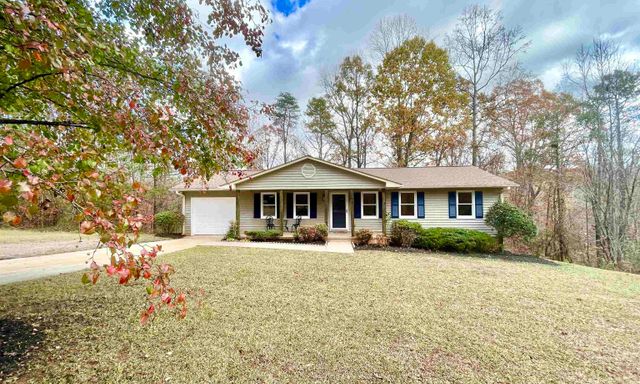 149 Pinetree Lane