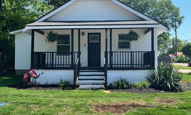 306 Lady Street